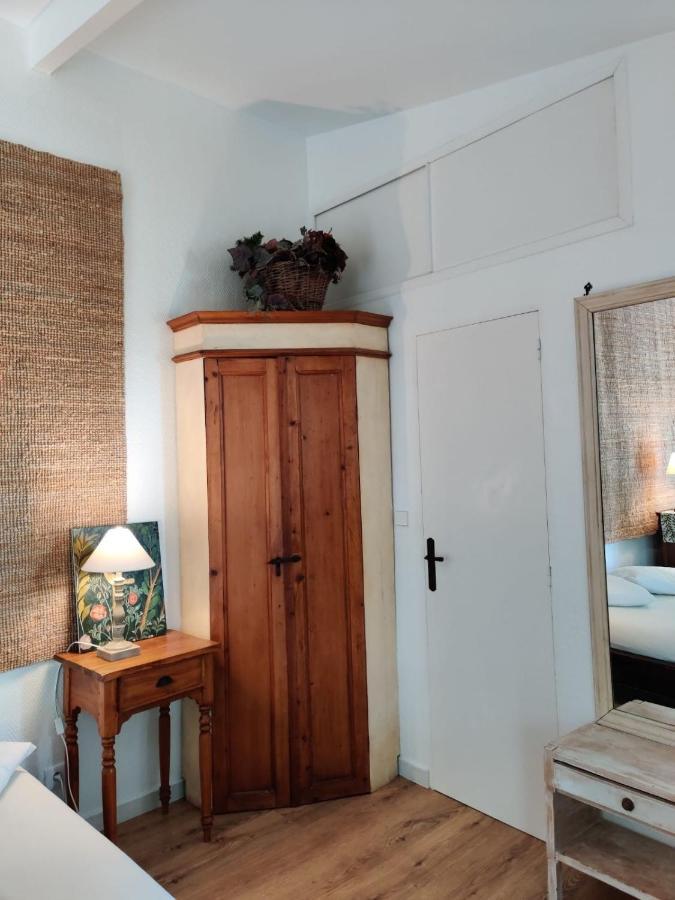 Le Cerisier Bed & Breakfast Mareil-Marly Bagian luar foto