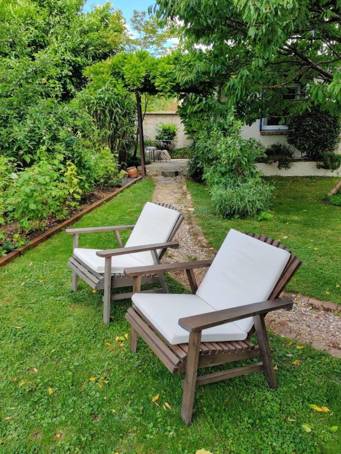 Le Cerisier Bed & Breakfast Mareil-Marly Bagian luar foto